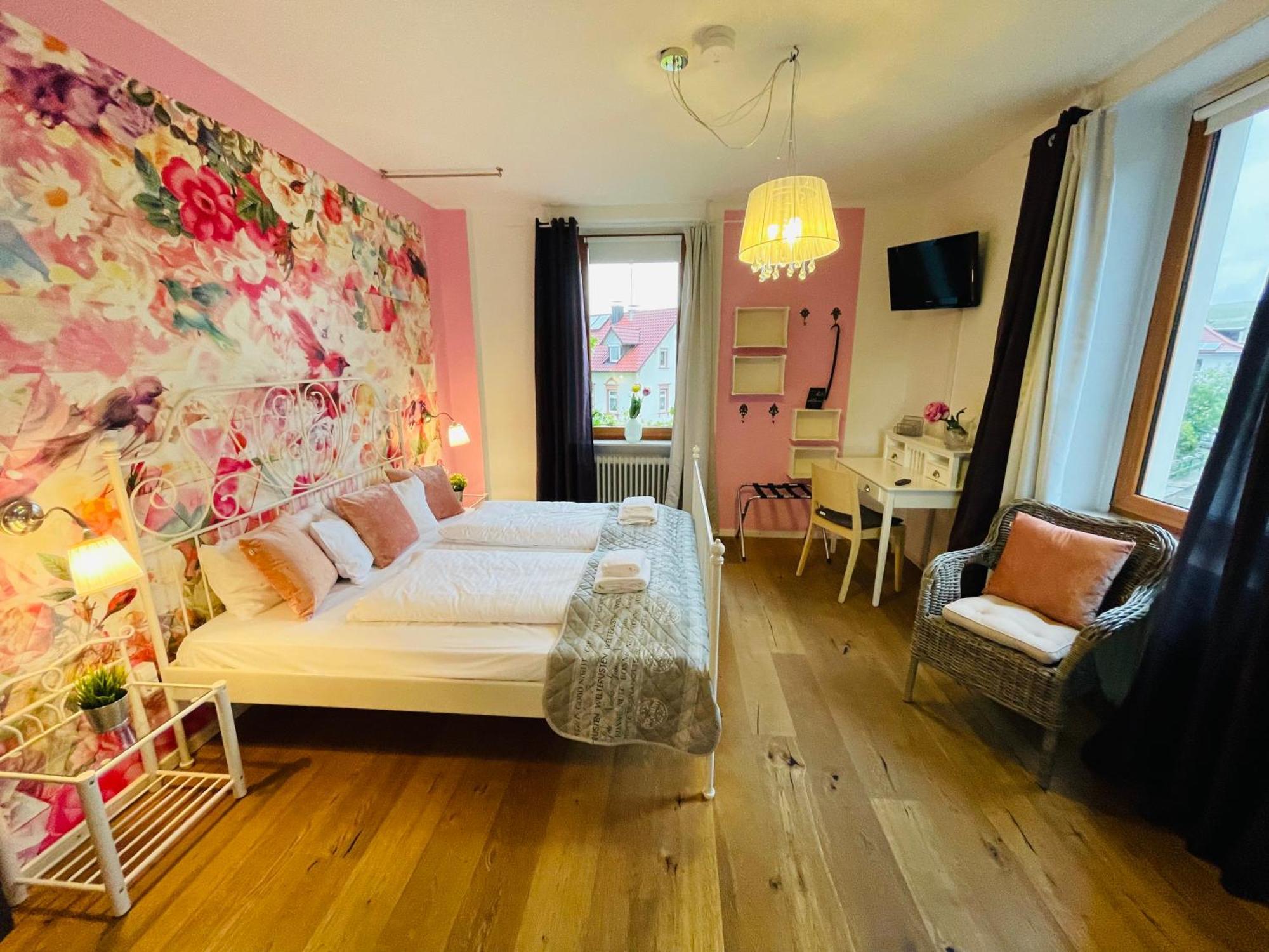 Niederrotweil Zum Rayers Cafe-Restaurant & Boutique-Hotel חדר תמונה